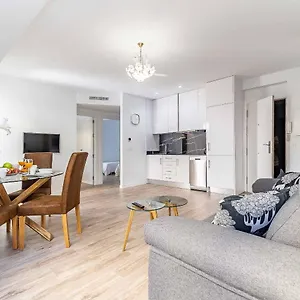 https://sur-suites-el-cano-3.1costadelsol.com