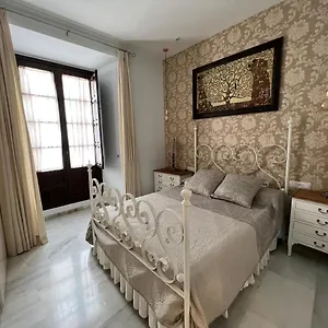 Palacio De Vibora Parking Gratis Apartamento